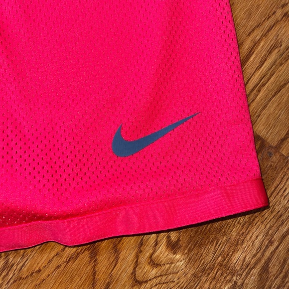 Nike Men’s Georgia Bulldogs DriFit Shorts - Picture 3 of 5